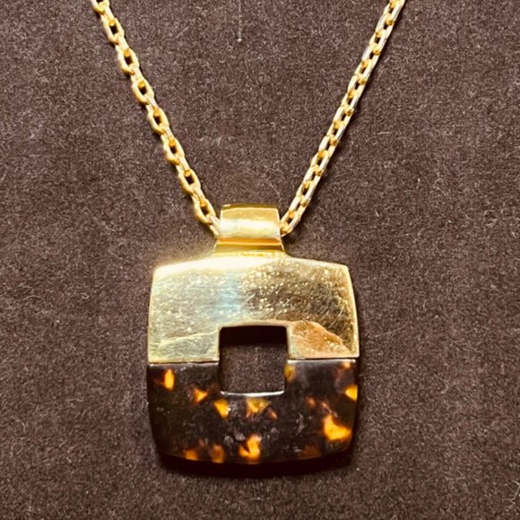 Vintage Napier Gold Tone Necklace With Mock Tortoise Shell Pendant (4127) - Picture 1 of 6